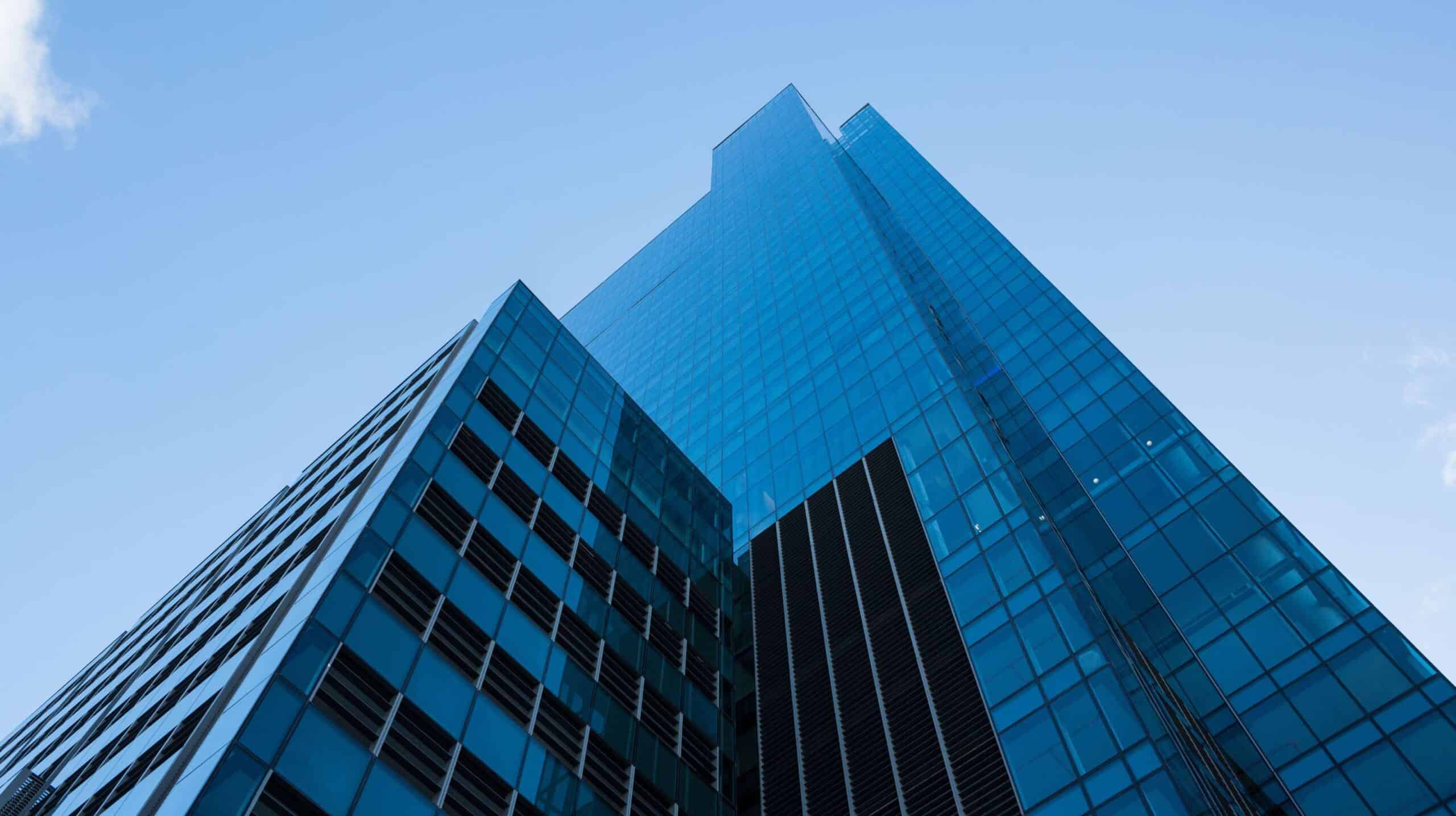 Focus 27/02: Selic cai para 12,00% e IGP-M recua 0,53 p.p.