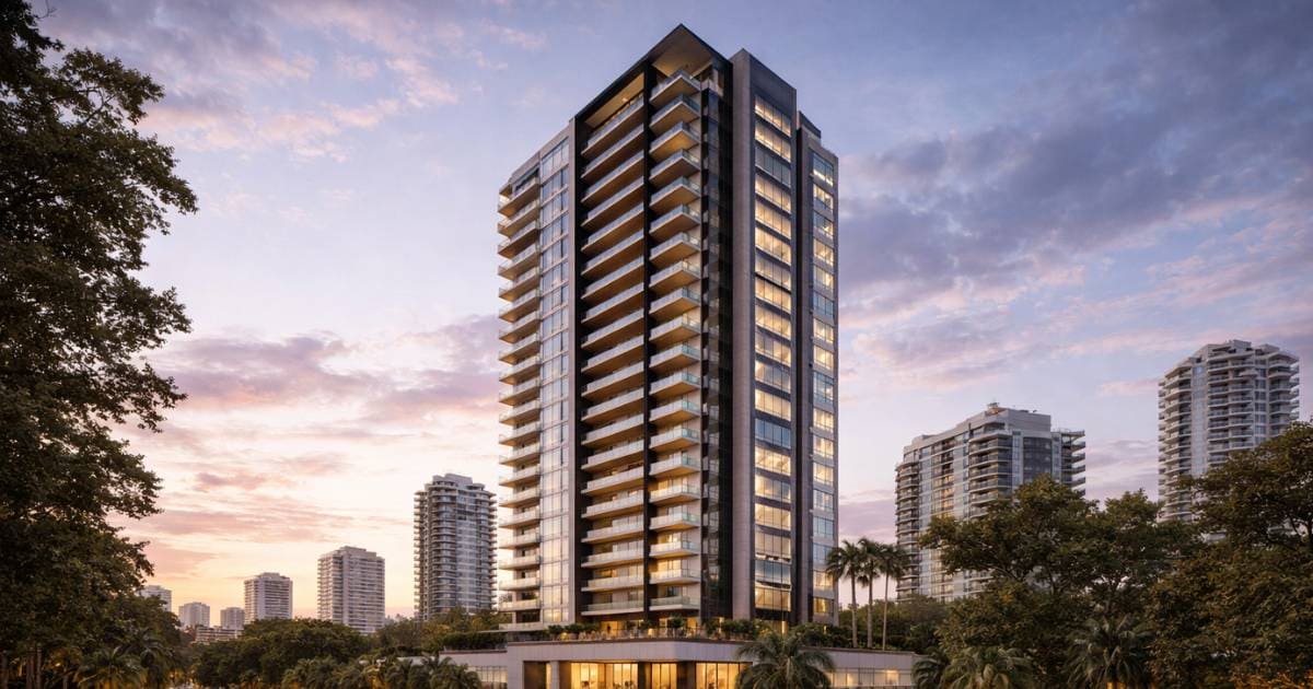 Even resultados 4T25 com edifício moderno e cenário urbano ao pôr do sol